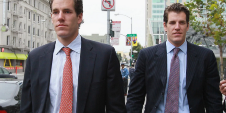 Дождались своего. Обвинявшие Цукерберга в краже идеи Facebook братья Уинклвоссы стали биткоиновыми миллиардерами