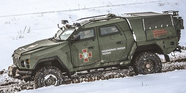 Нацгвардия получила для тестов новый броневик Варта-Новатор