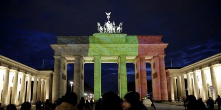 Защита от терактов: Бранденбургские ворота в Берлине забаррикадируют в новогоднюю ночь