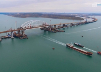 Строители Керченского моста завершили строительство пролетов автодороги