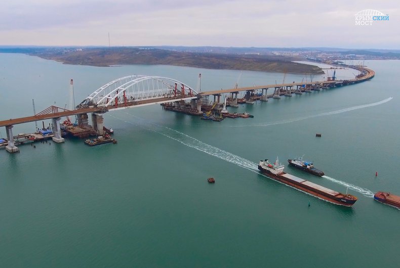 Завод "Залив" в списке. ЕС ввел санкции за строительство Керченского моста 1