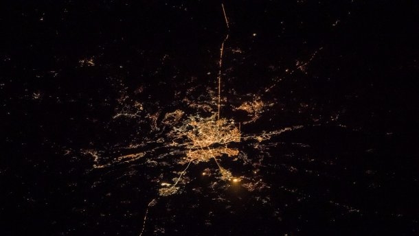 Астронавт показал ночной Киев из космоса: невероятное фото
