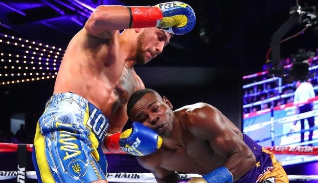 “Битва олимпийцев”: Ломаченко досрочно победил Ригондо и защитил титул чемпиона WBO