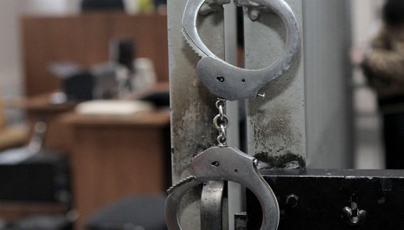 В Херсоне задержали двух вооруженных наркоторговцев с амфетамином на 300 тыс. гривен 9