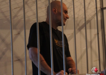 В Николаеве суд приговорил боевика “Оплота” к 8 годам тюрьмы, но на свободу он выйдет уже через три года.