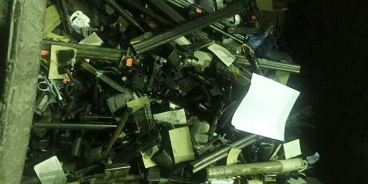 В Николаеве полиция утилизировали собранное за 9 месяцев оружие, все 344 едииницы