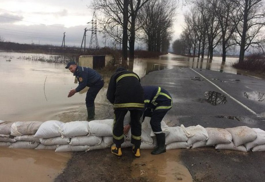 На Закарпатье начался паводок: подтоплены дороги, более тысячи гектаров угодий и около сотни домов 3