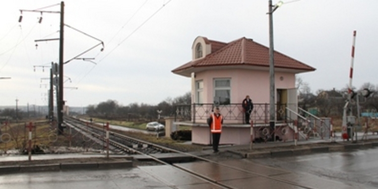 В этом году в Николаевской области произошло меньше ДТП на железнодорожных переездах, чем в прошлом году