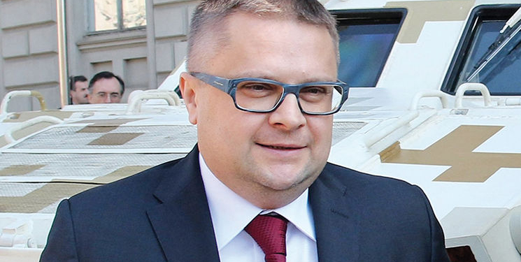 Генеральный директор ГК “Укроборонпром” Роман Романов подал в отставку. Но поможет ли это николаевским судостроителям?