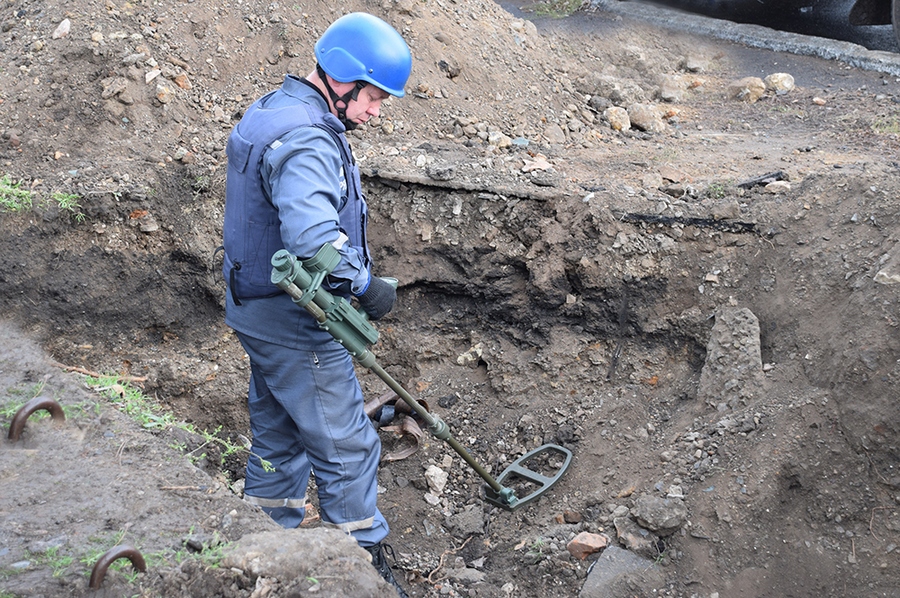 В центре Николаева нашли мину прошлой войны 3