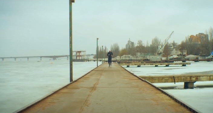 Обнародован еще одна, предновогодняя короткометражка с участием николаевского губенартора Алексея Савченко