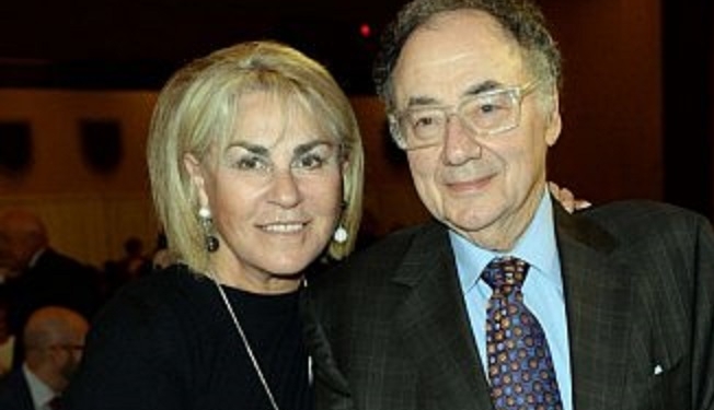 Канадского миллиардера Барри Шермана нашли мертвым вместе с супругой