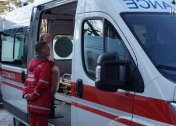 Николаевский центр экстренной медицины получил два современных реанимобиля