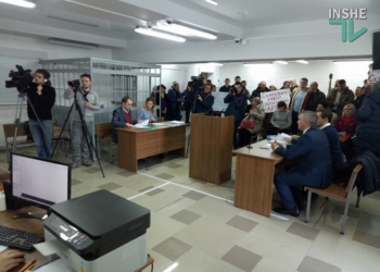 На суде по импичменту мэра Николаева Сенкевича обе стороны объявили отвод судье