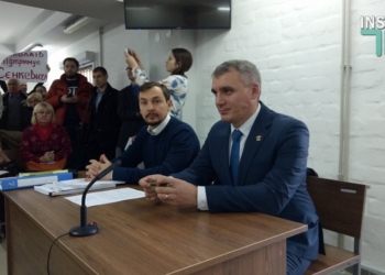 На суде по импичменту мэра Николаева Сенкевича обе стороны объявили отвод судье