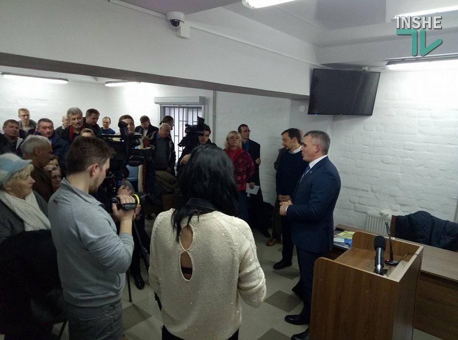 На суде по импичменту мэра Николаева Сенкевича обе стороны объявили отвод судье 11