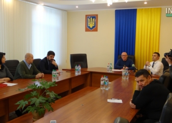 Все еще неизвестно, даст ли Укрзализныця в 2018 г. деньги на реконструкцию вокзала в Николаеве – в облсовете состоялась первая встреча рабочей группы