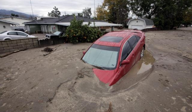 Количество погибших в результате оползней в Калифорнии увеличилось до 18 человек