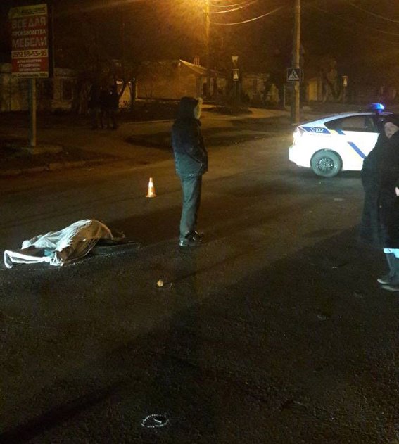 В Николаеве джип насмерть сбил женщину-пешехода 1