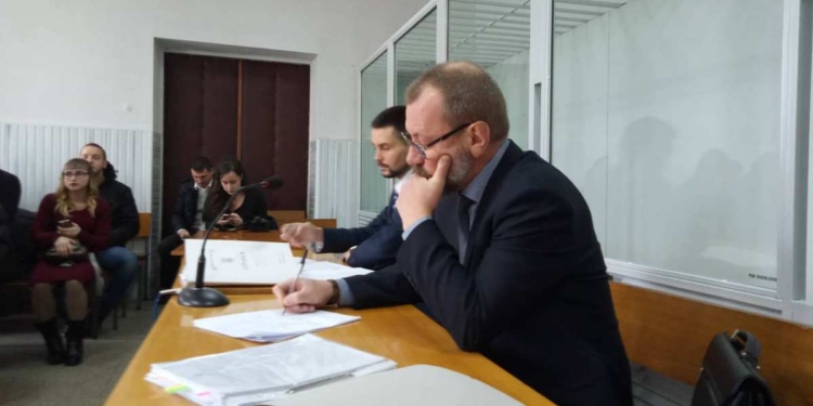 “Копеечное дело”: Главный фигурант не явился на избрание ему меры пресечения, суд проходит в закрытом режиме