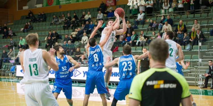 В Суперлиге Пари-Матч «Химик» одолел «Николаев» в родных стенах