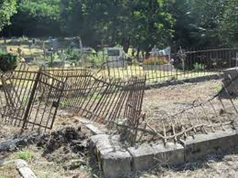 На Николаевщине еще один кладбищенский вандал, который разграбил 19 могил в Первомайске, получил реальный срок заключения 1