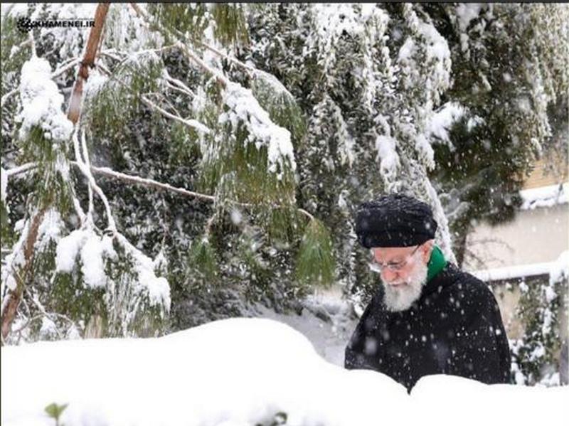 В столице Ирана Тегеране закрыли аэропорты и школы из-за снегопадов 1