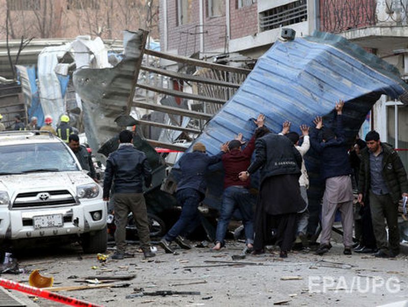 Вчерашний теракт в Кабуле – число жертв выросло до 103 человек 1