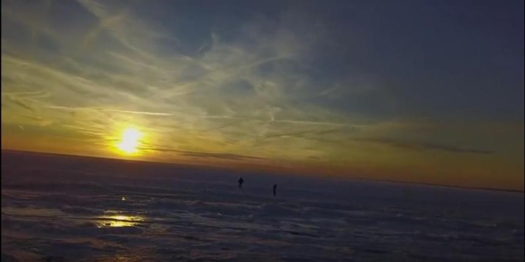 Атлантический океан в третий раз за последние 80 лет замерз у побережья американского полуострова Кейп-Код