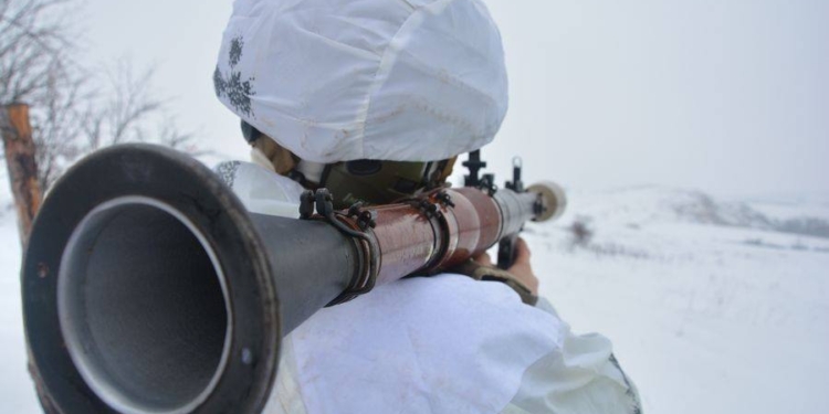 Чтобы непогода стала союзником: николаевские десантники продолжают совершенствовать свое мастерство