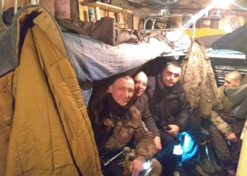 И проверить, и поздравить с праздниками: руководство полиции Николаевщины побывало в зоне АТО, где несет службу спецбатальон «Николаев»