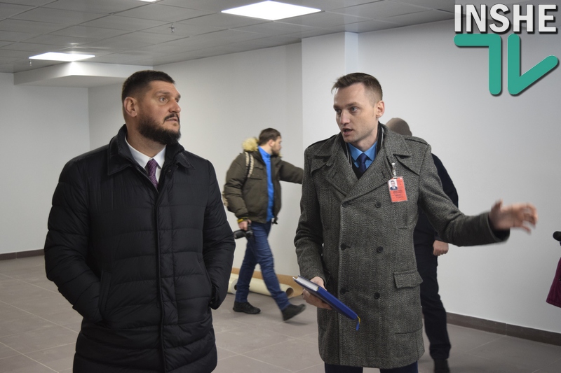 Шутка дня. Савченко «поблагодарил» фирму, отремонтировавшую аэровокзал Николаевского аэропорта до проведения тендера 9