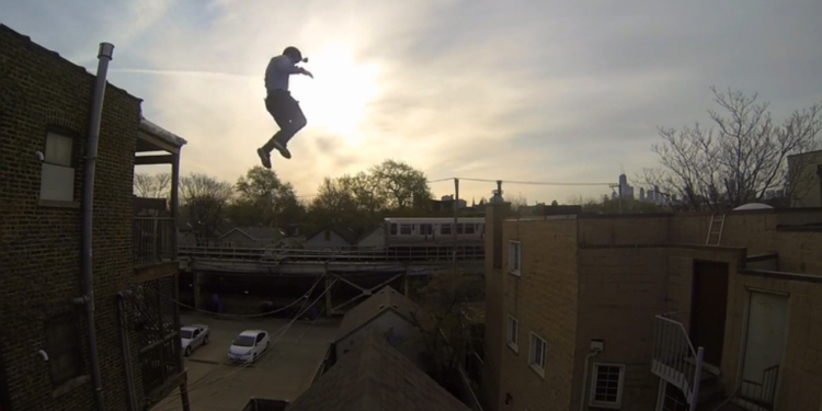 Опасные игры и ненадежные друзья. В Николаеве 12-летний подросток попал в больницу по собственной глупости