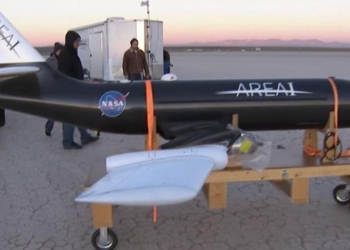 Инженеры NASA испытали складное крыло для самолета