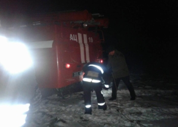 За вчерашний день спасатели Николаевщины вытащили из снежных заносов 4 автомобиля