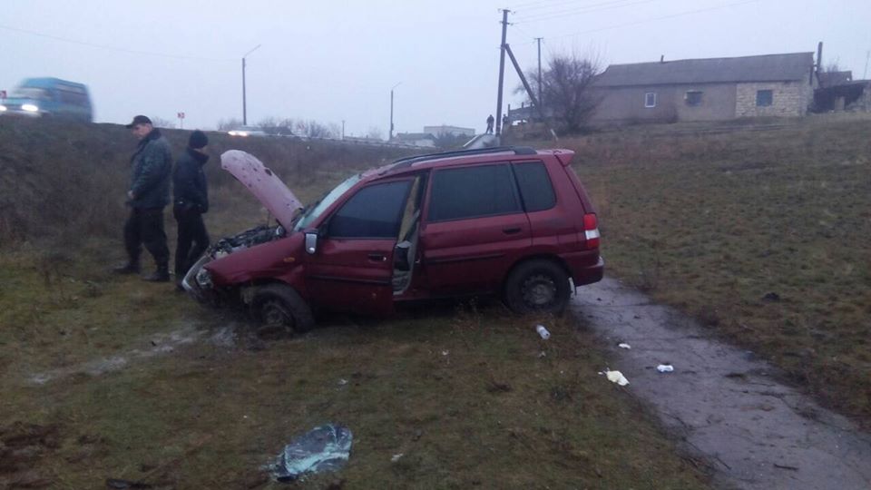 На Николаевщине в ДТП пострадала пассажирка легковушки 3