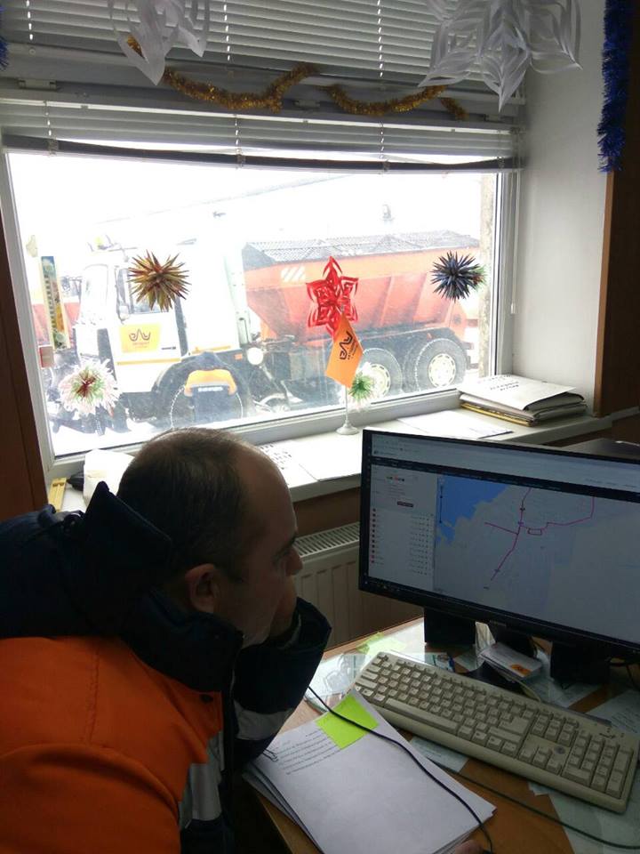 ЭЛУ автодорог: на дорогах Николаева работает 17 единиц снегоуборочной техники, ситуация под контролем, усиление снегопада ждут к вечеру 3