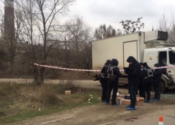 В Запорожье расстреляли и ограбили бизнесмена – полиция нашла преступников и готовится к штурму