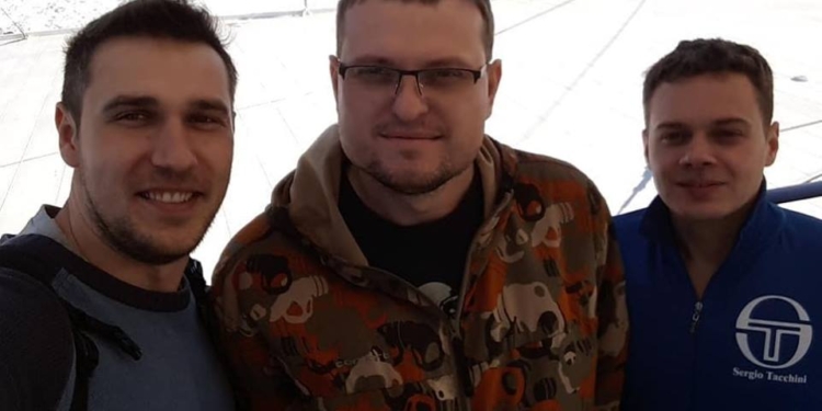 Николаевцы на старом «Москвиче» добрались до Африки и сегодня двинулись вглубь черного континента