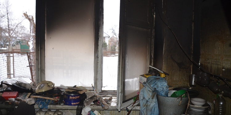 В Николаеве в одном из общежитий сгорела комната. Но, к счастью, все живы
