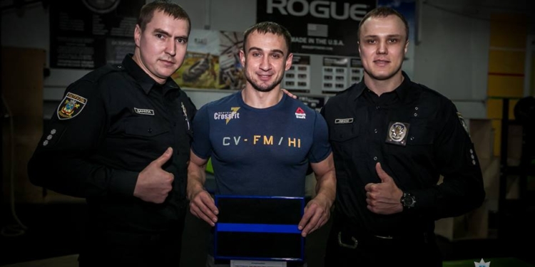 Николаевские кроссфитеры – самые кроссфитеры в Украине: к ним на подготовку направили патрульных из Киева