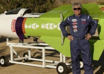 Эталон настойчивости: американец строит ракету, чтобы доказать, что Земля плоская