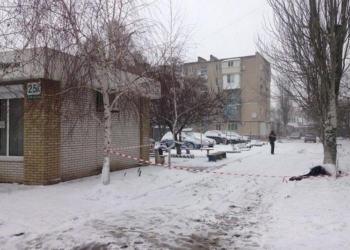 В Бердянске преступник, взорвав гранату, ранил троих полицейских