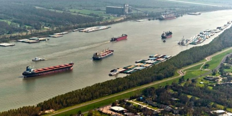 В этом году планируем дноуглубление Днепра – глава АМПУ