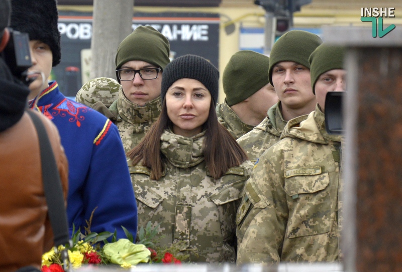 «Это наши украинские спартанцы»: в Николаеве почтили память погибших в бою под Крутами 3