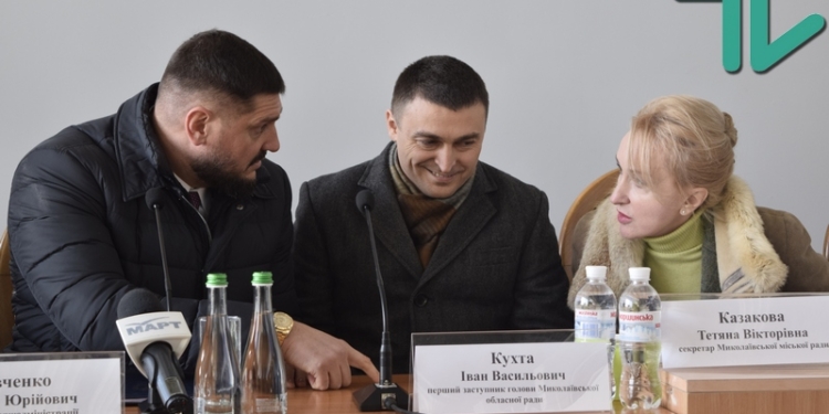 «С людьми нужно рассчитаться» – Савченко призвал погасить долги по зарплате перед работниками КП «Международный аэропорт «Николаев»