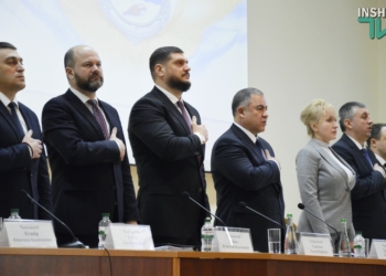 Губернатор Николаевщины предложил вывесить на всех государственных учреждениях области красно-черные флаги