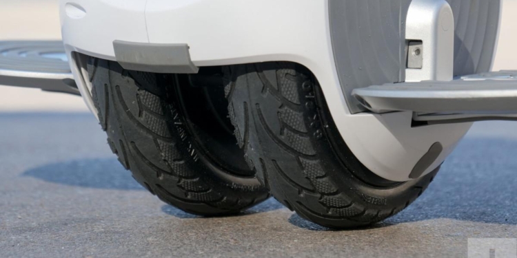 Персональный автотранспорт – йотатракс, дитя моноколеса и ховерборда