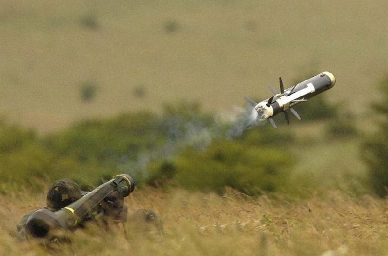 США уже поставили ракетные комплексы Javelin в Украину 1