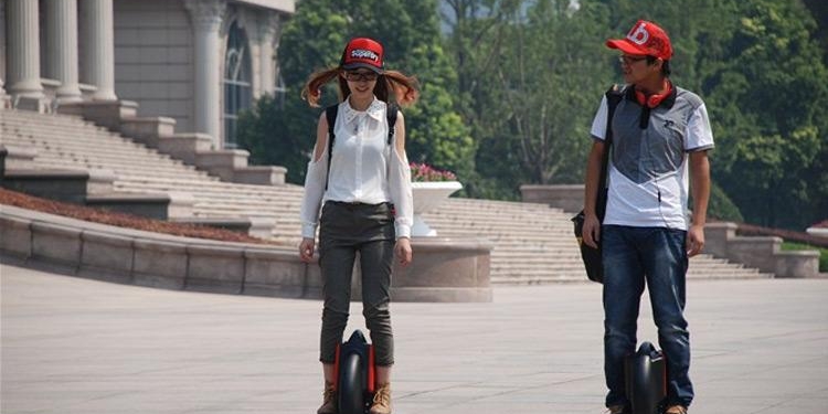 Персональный автотранспорт – йотатракс, дитя моноколеса и ховерборда